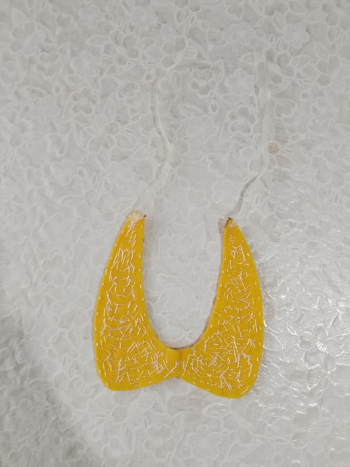 Sarı Nakışlı Kadın Elbise Yakası - Görsel 2