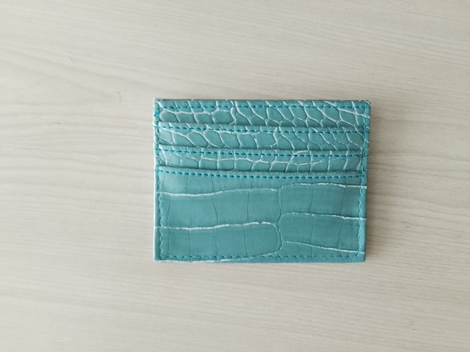 Turkuaz Parlak Yılan Desenli Deri Kadın Cüzdanı - Görsel 2