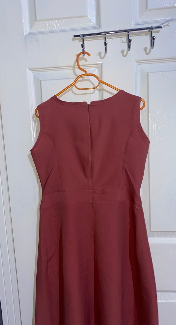 Gül kurusu V Yakalı Piliseli Midi Elbise - Görsel 2