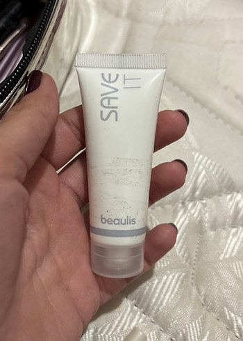 Beaulis Save It makyaj bazı