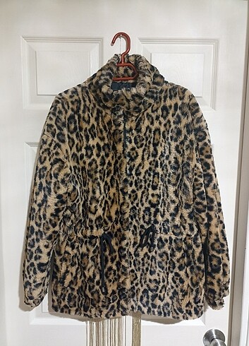 Leopar kurk mont