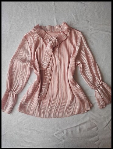 pembe şifon gömlek