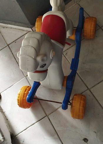 Renkli Tekerlekli Beyaz At Oyuncak - Görsel 5