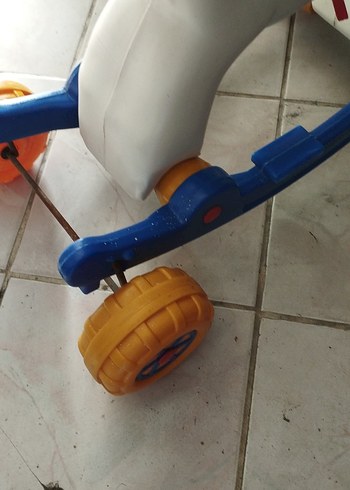 Renkli Tekerlekli Beyaz At Oyuncak - Görsel 7