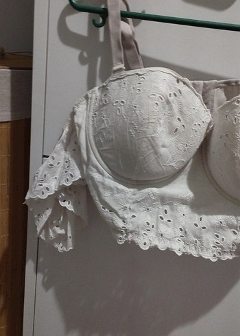 Dantel Detaylı Beyaz Mini Büstiyer - Görsel 2