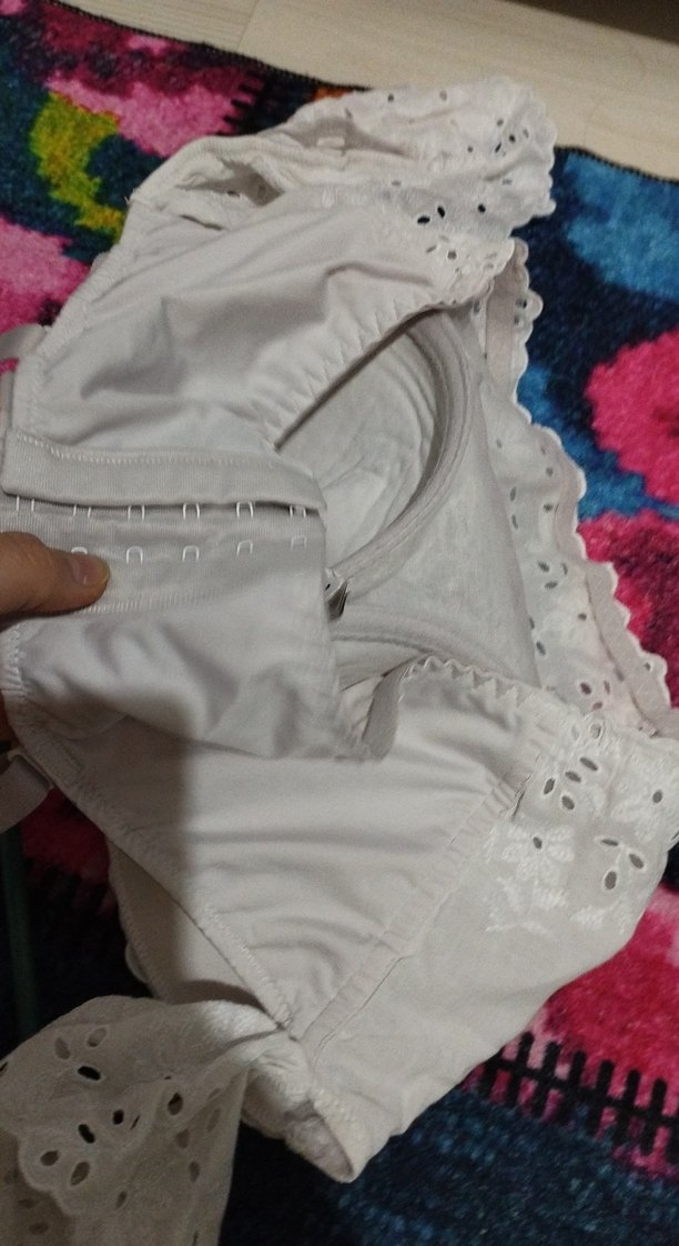 Dantel Detaylı Beyaz Mini Büstiyer - Görsel 3