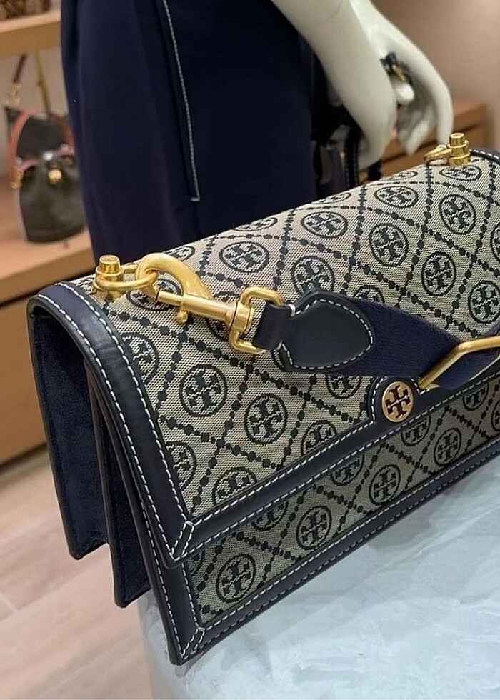 Tory Burch kol çantası lacivert - Görsel 5