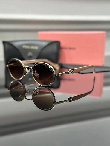 Miu Miu MIU MIU ?? Ekartman 53-21-150 Sunglasses+Box+Case+Cleanin