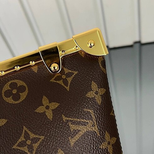 Beden kahverengi Renk Louis Vuitton Lucky Trunk Bag