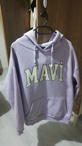 lila sweat