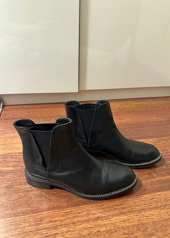 İnci Siyah Gerçek Deri Zincir Detaylı Kadın Bot - Görsel 2