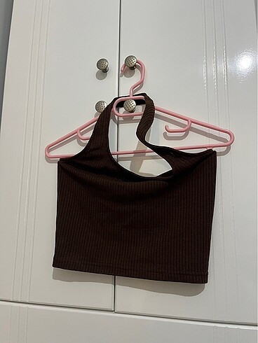 H&M kahverengi halter yaka crop