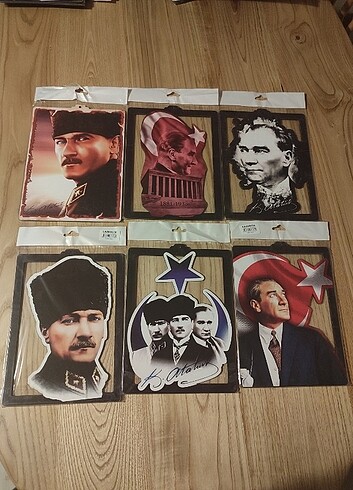 Mustafa Kemal Atatürk Ahşap görünümlü 6 adet plastik çerçeve