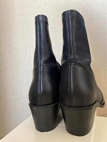 40 Beden Zara bot