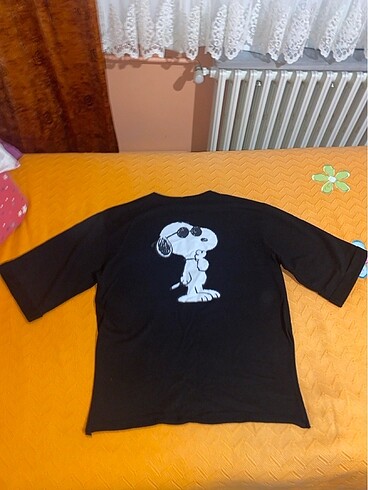 Diğer Kısa kol- sakat kol snopy karakterli t-shirt
