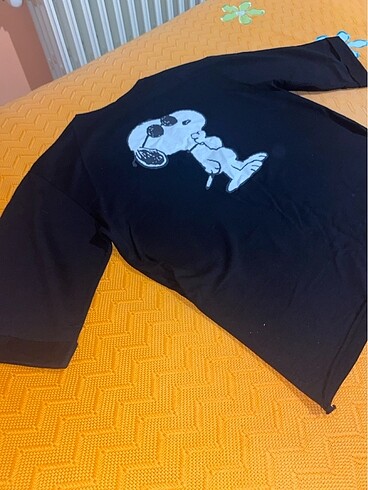 m Beden Kısa kol- sakat kol snopy karakterli t-shirt