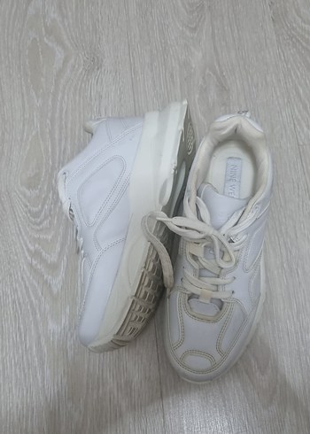 39 Beden Nine West Beyaz Bağcıklı Kadın Spor Ayakkabı