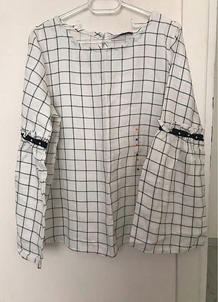 LC Waikiki Kareli bluz