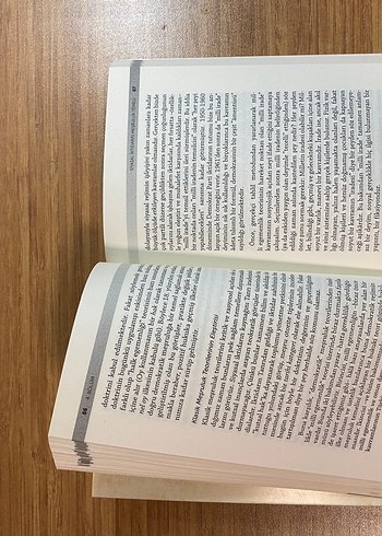 Beden Politika Bilimine Giriş - Münci Kapani