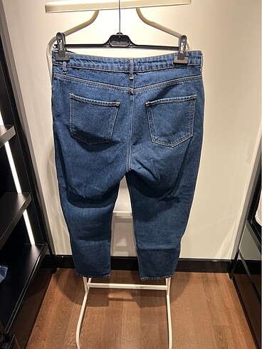 LC Waikiki Lcw mom jeans oldukça geniş