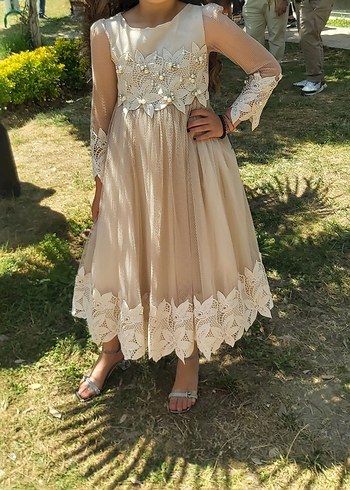 Kız Çocuk Beyaz Dantel İşlemeli Elbise - Görsel 5