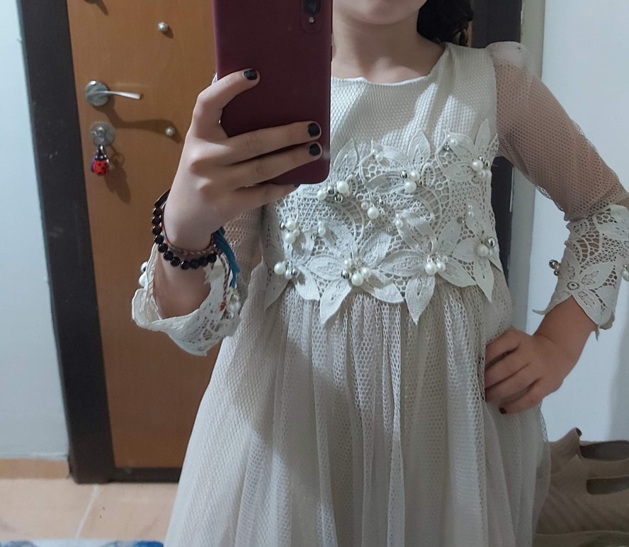 Kız Çocuk Beyaz Dantel İşlemeli Elbise - Görsel 4