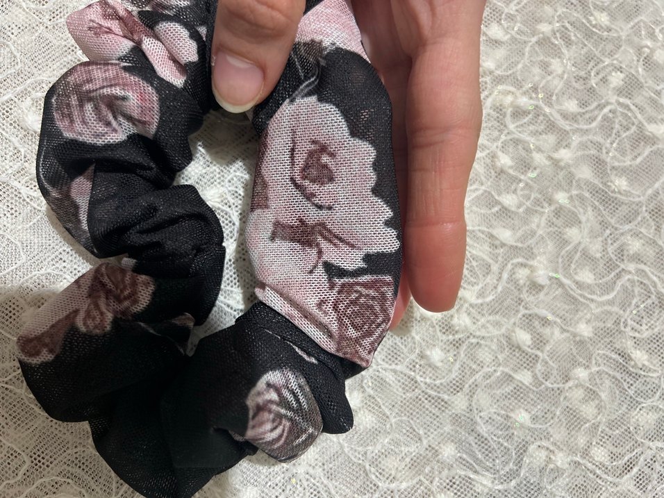 Dantel Detaylı Pembe Siyah Goth Toka - Görsel 2