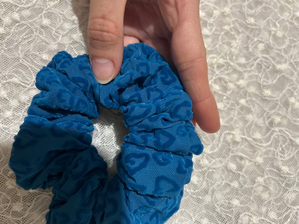 Mavi Fırfırlı Bohem Saç Tokası - Görsel 2