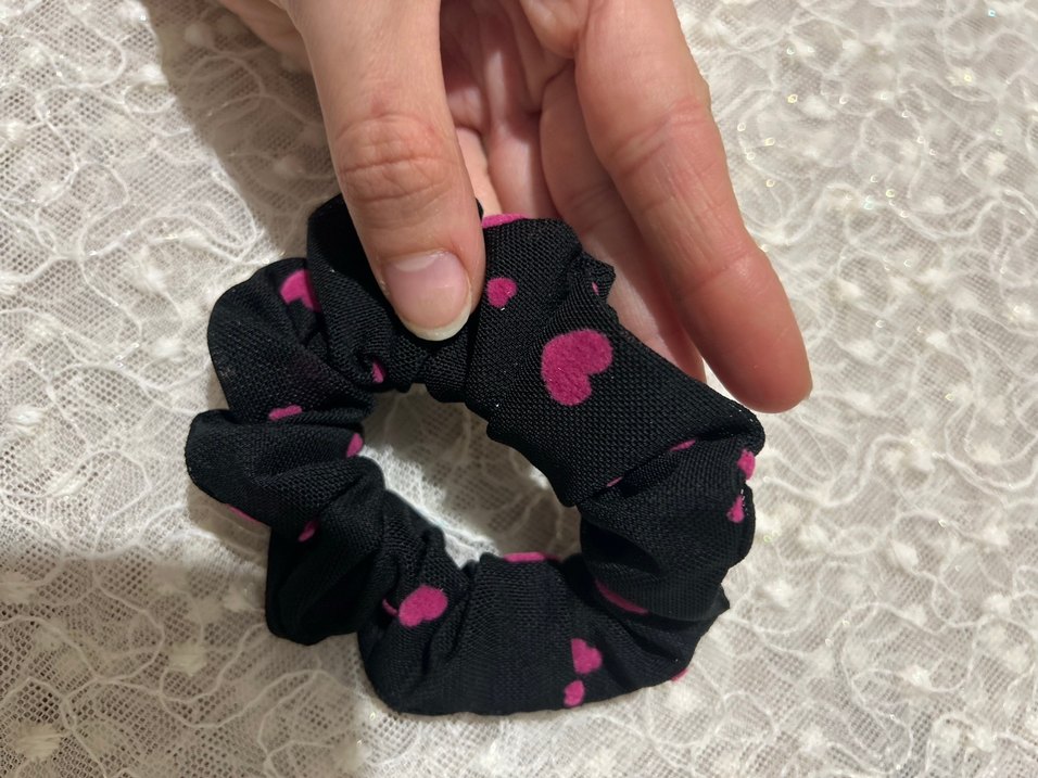 Siyah Elastik Renkli Desenli Saç Tokası - Görsel 2