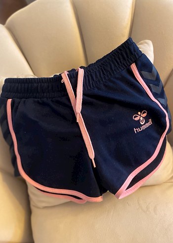 Pembe Detaylı Siyah Spor Şort - Görsel 2