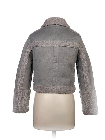 s Beden Bershka Bomber %70 İndirimli.