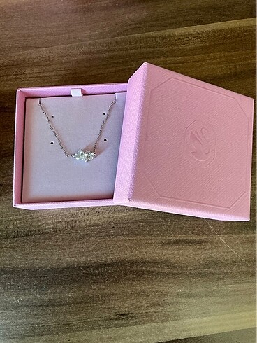 Swarovski kolye
