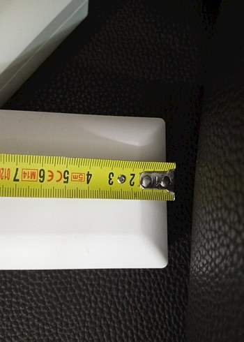 Yeni, dışı beyaz renkli, içi siyah, ışıklı  mücevher kutusu - Görsel 6