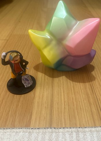 Renkli Aksiyon Figürü ve Dekoratif Obje
