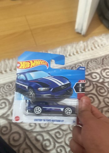 Hot Wheels Mavi Oyuncak Araba