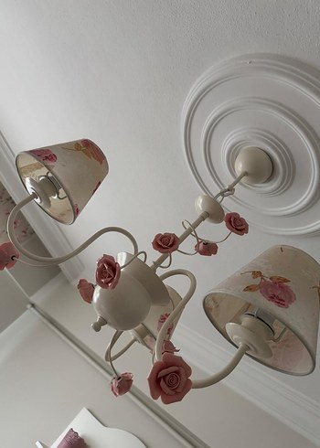 Pembe Çiçekli Tavan Lambası - Görsel 2