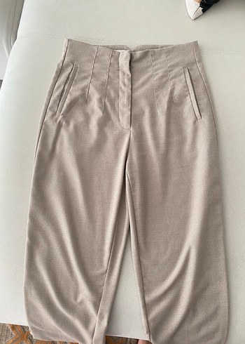 Zara
Bej Kadın Keten Kumaş Pantolon - Görsel 4