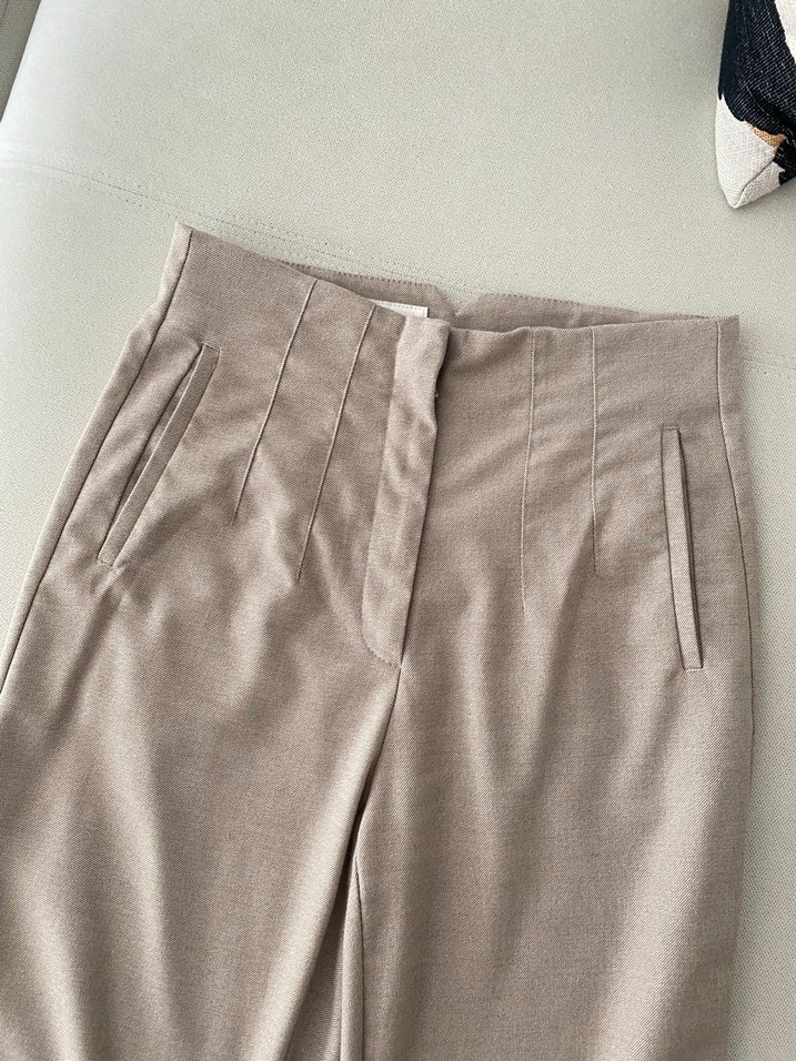 Zara
Bej Kadın Keten Kumaş Pantolon - Görsel 2