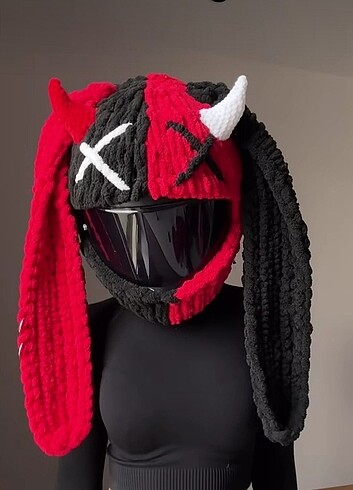 Puffy motosiklet kask başlığı