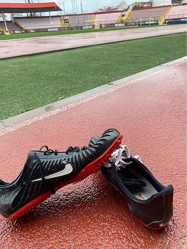 43 Beden siyah Renk nike yarış ayakkabısı