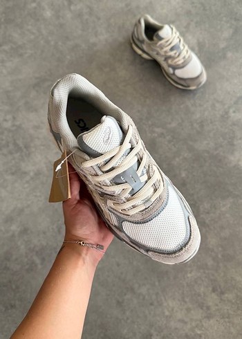43 Beden Asics Gel NYC