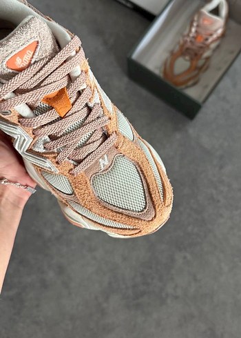 45 Beden New Balance 9060 Fiat Taupe