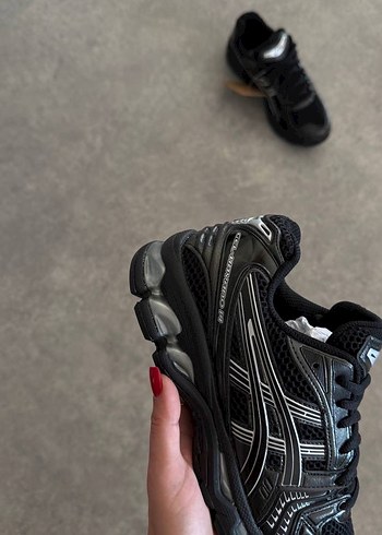 44 Beden Asics Gel Kayano Black