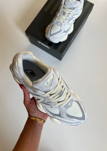 New Balance New Balance 9060 Quartz Grey