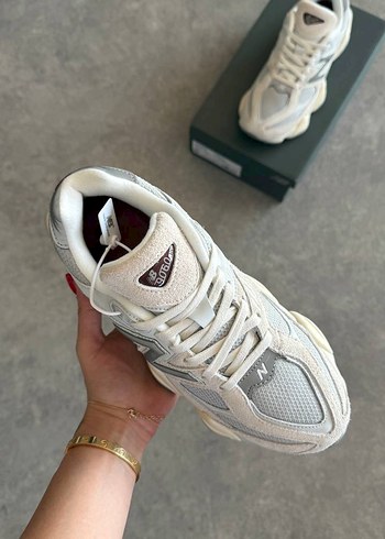 41 Beden New Balance 9060 LNY Collection Grey