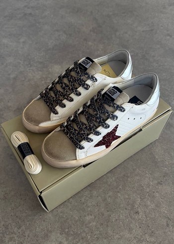 39 Beden çeşitli Renk Golden Goose Deluxe Sneakers
