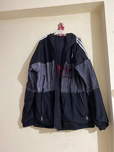 Adidas Çift taraflı orijinal adidas yağmurluk