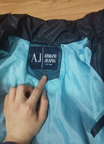 9 Yaş Beden Armani Erkek Çocuk Montu