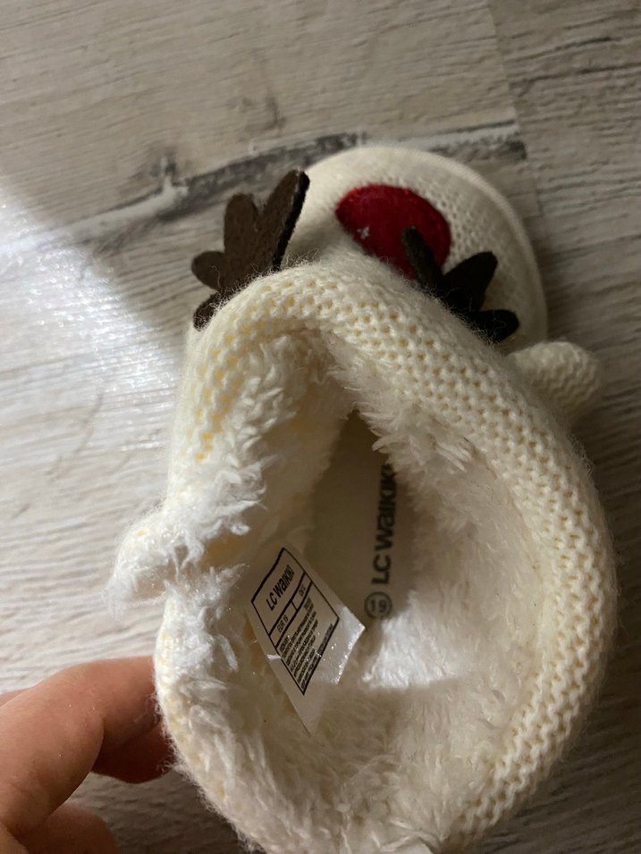 Kız Çocuk Beyaz Örgü Sıcak Ev Terliği - Görsel 4