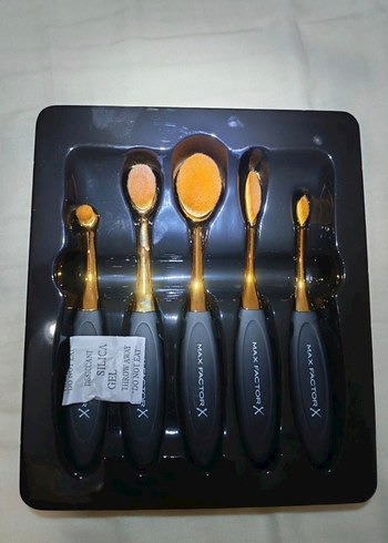 Altın Renkli Makyaj Fırça Seti - Görsel 2